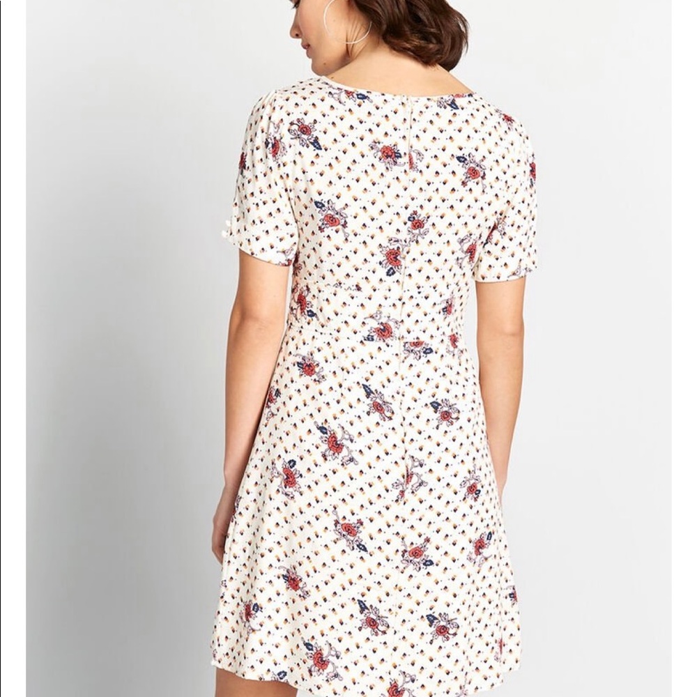 ModCloth Keyhole Dress - Picture 4 of 7
